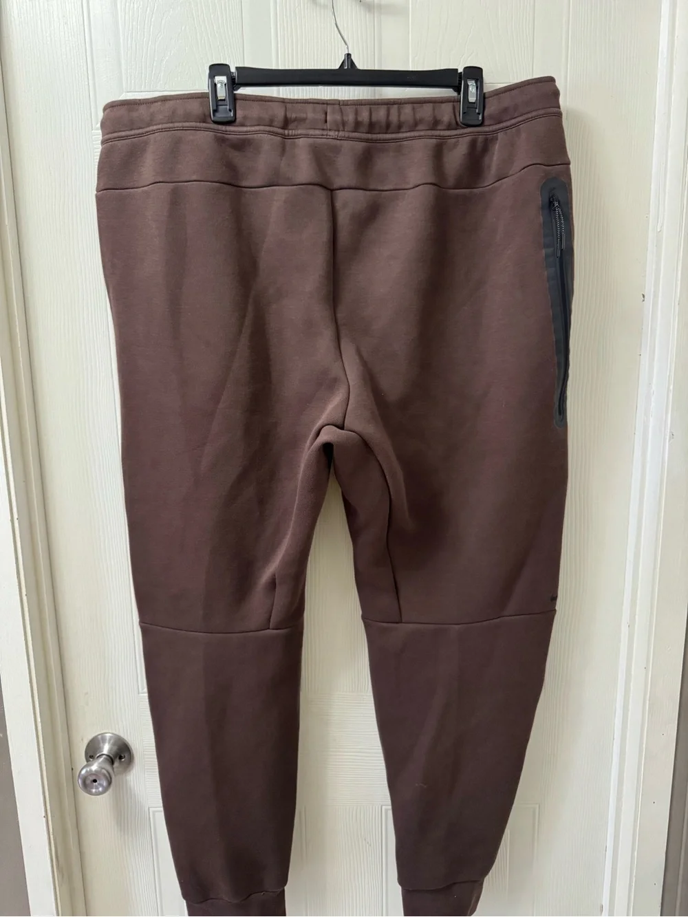 Nike Men’s Chocolate Brown Fleece Joggers